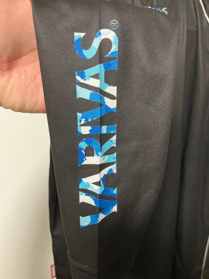 バリバス　ドライハーフジップ　長袖　新品
