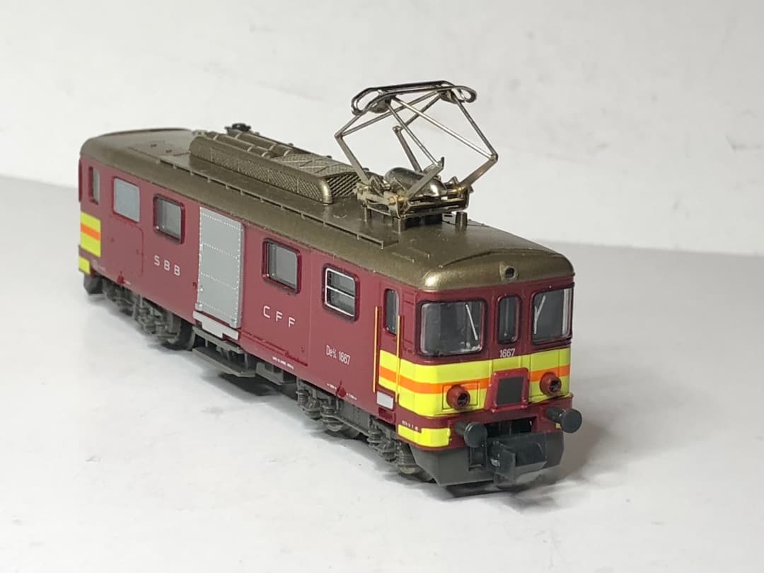 スイス型 De4/4 1667 KATO