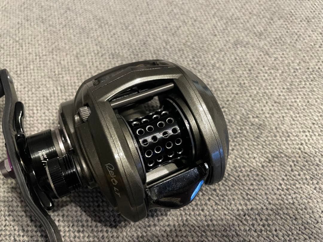 アブガルシア REVO LT L(REVO EXD 純正ハンドル付き) 左巻き