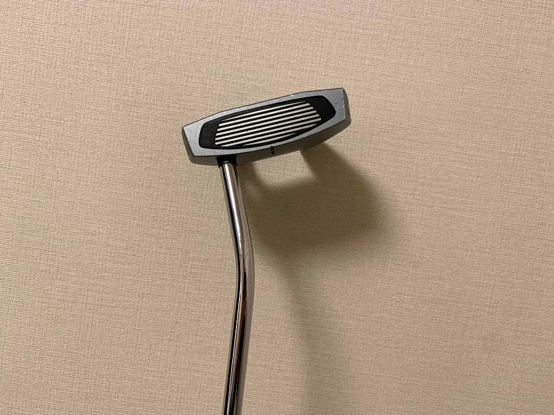 テーラーメイドパターSuperStroke GT パター ヘッドカバー付き