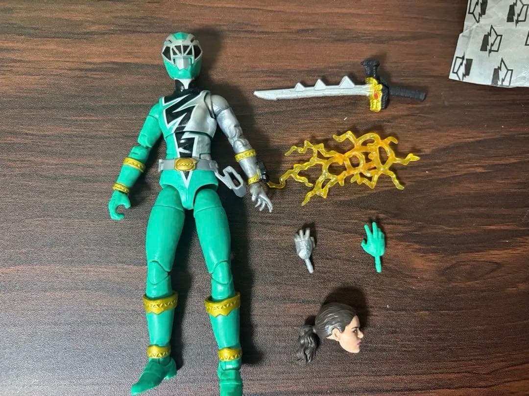 パワーレンジャー ダイノフューリー フィギュアセット
