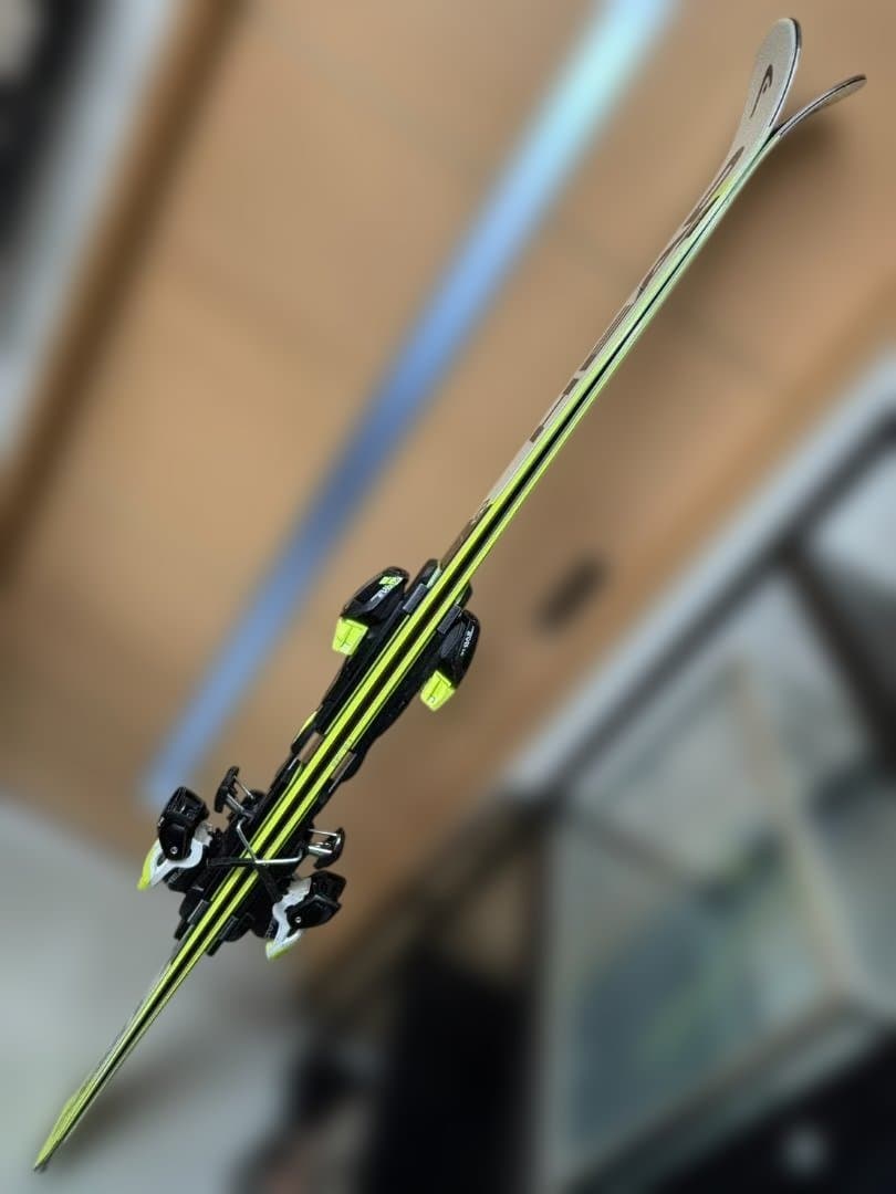 HEAD　ヘッド　スキー板　165㎝　レース　カービングスキー　板と金具のみ