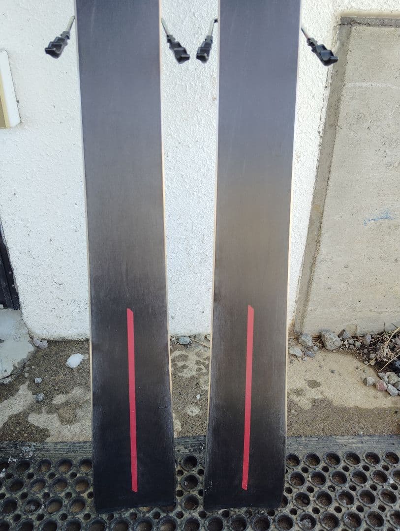 LINE Blade 176cm スキー Markerグリフォン