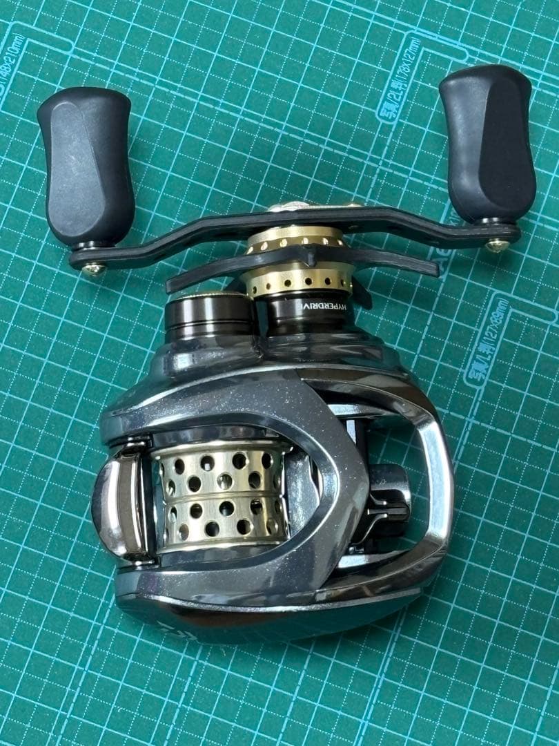 リール Daiwa 25STEEZ LIMITED CT SV TW 70XHL