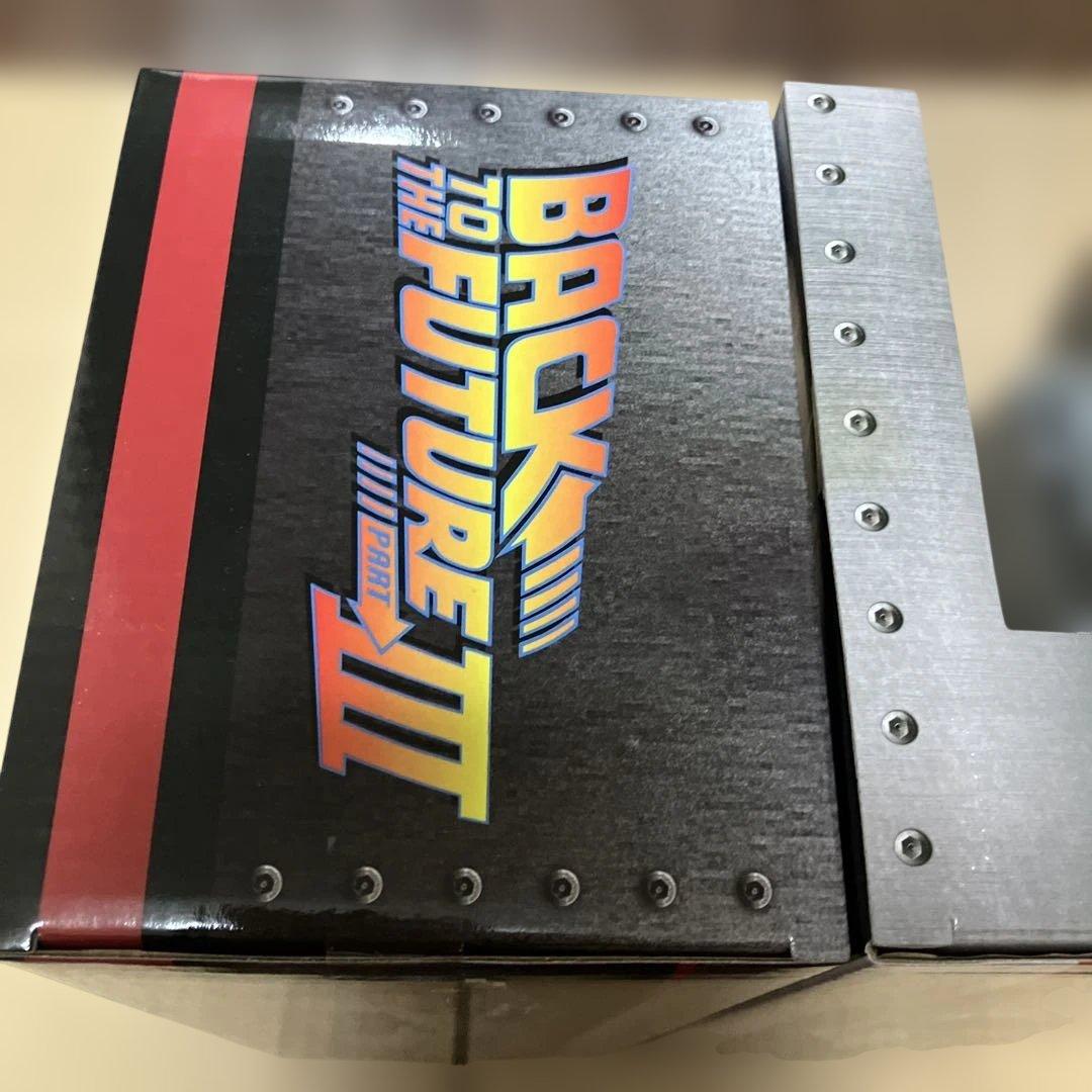 1／24 バック・トゥ・ザ・フューチャー パートI ＆３デロリアン　2台　新品