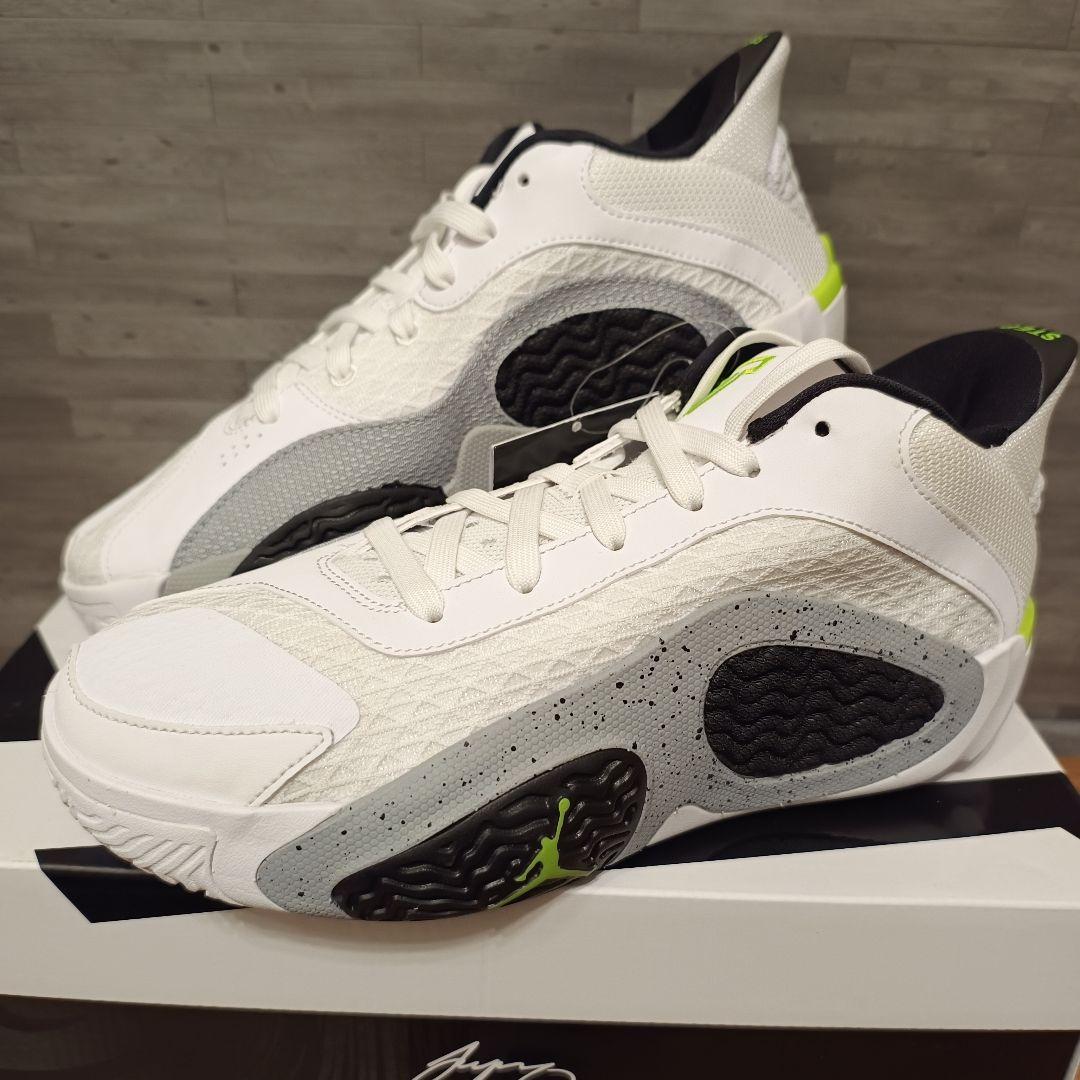 ジョーダン(JORDAN)(キッズ)ジュニアバスケットシューズ バッシュ 25㌢