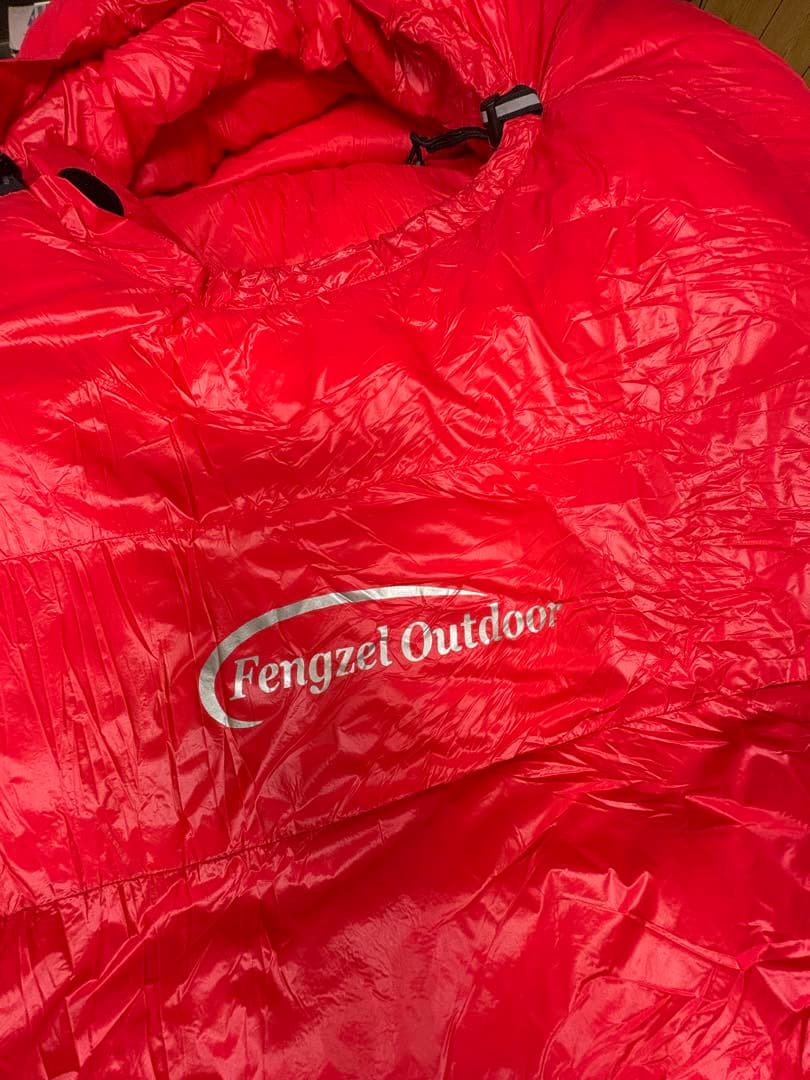 Fengzel Outdoor 冬用ダウン寝袋　マミー型　シュラフ