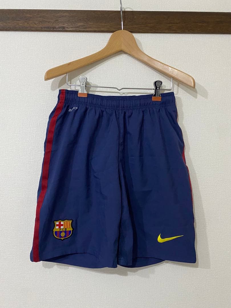 バルセロナ 10-11オーセンティック シャビ#6 パンツ、おまけのポロシャツ付
