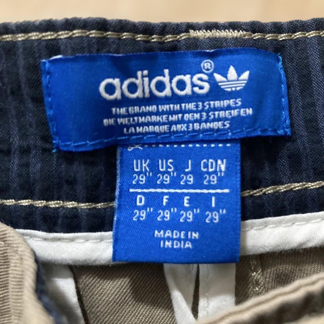 新品未使用タグ付きadidasオリジナルスベージュチノパンゴルフパンツ29インチ