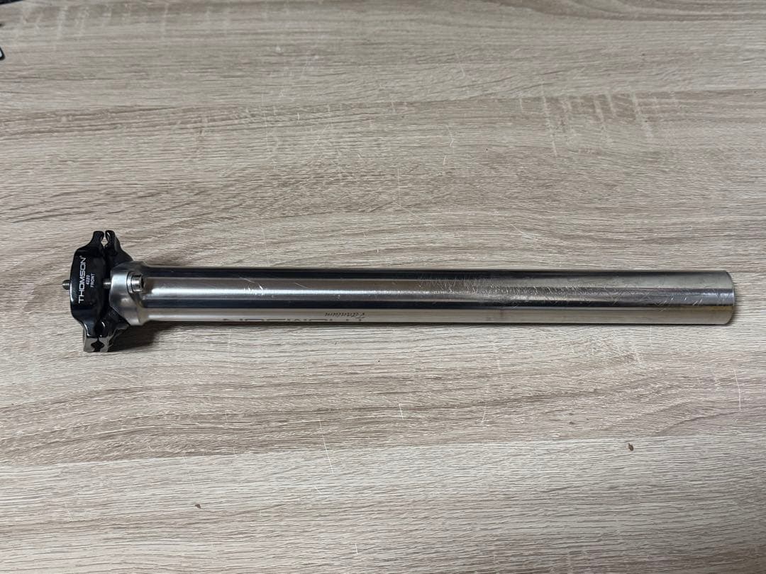 Thomson titanium 27.2 チタンシートポスト