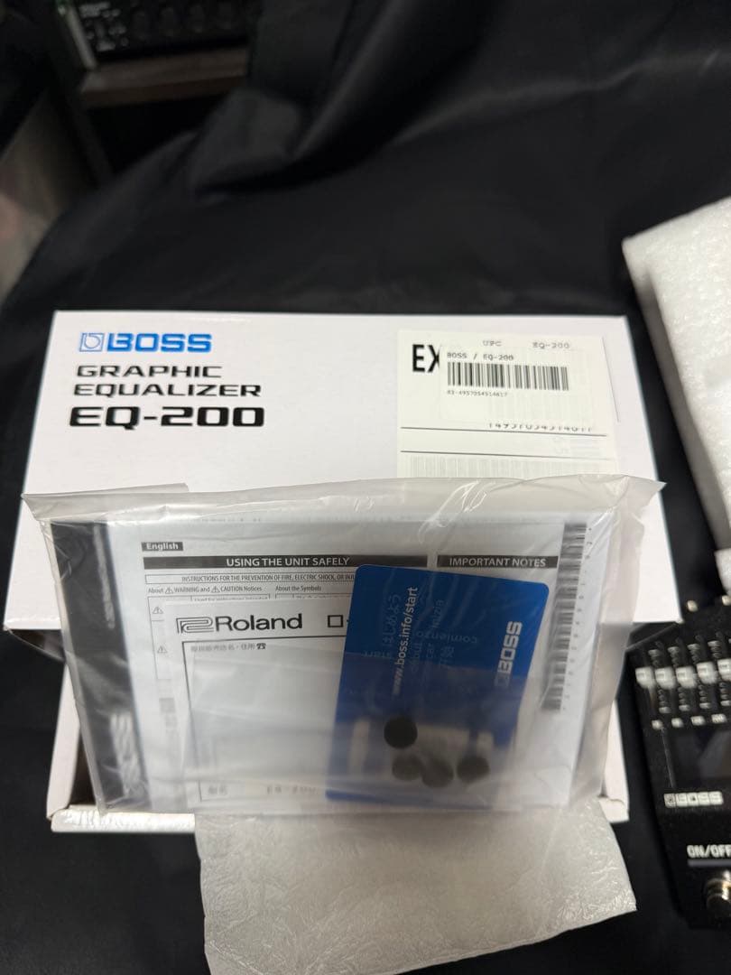 BOSS EQ-200 グラフィックイコライザー