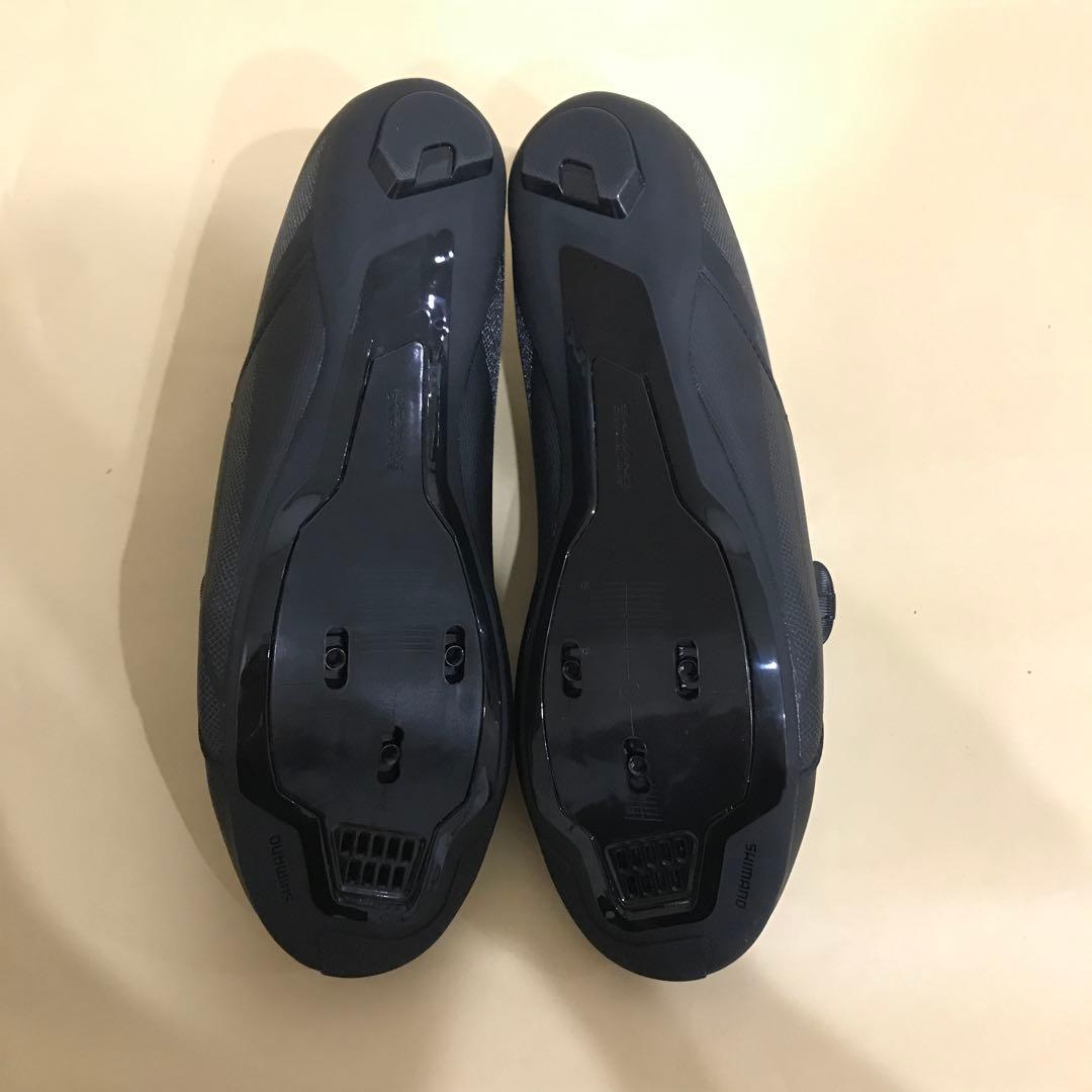 新品未使用　SHIMANO RC3 ビンディングシューズ　43