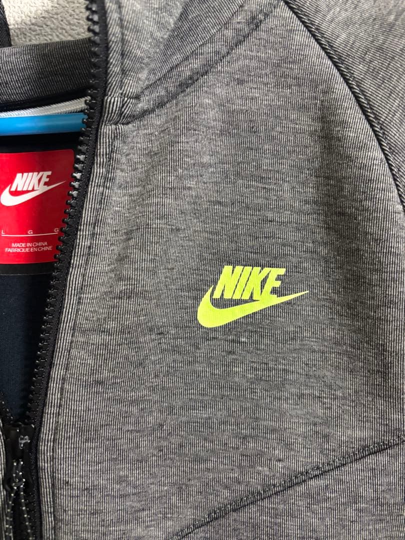 Nike ナイキ　テックフリース　ボルト　廃盤