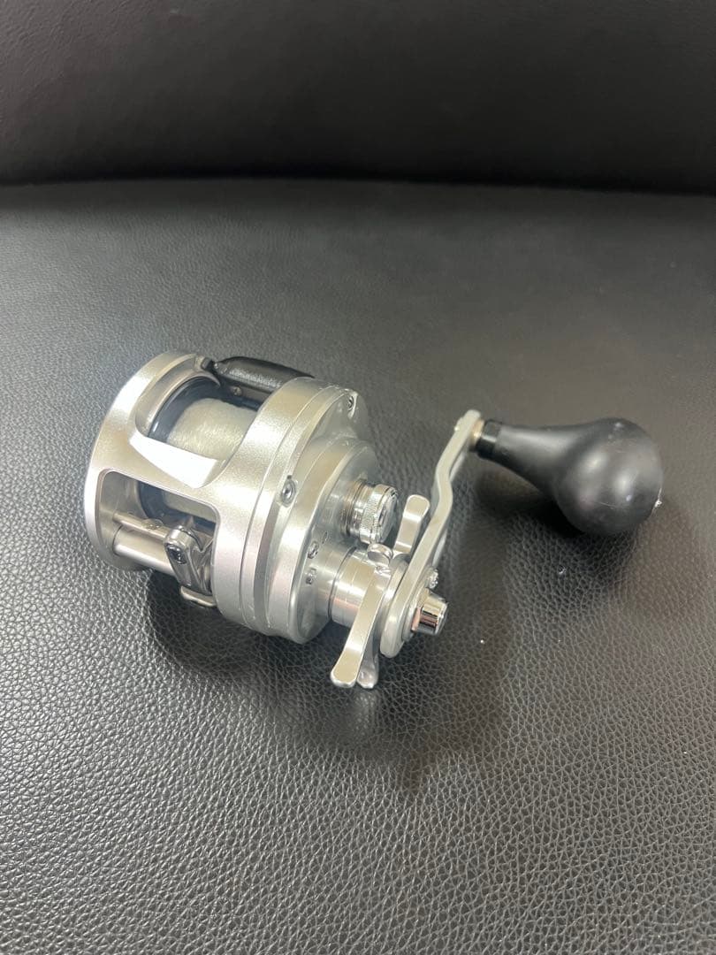オシア　CT301HG OCEA カルカッタ　シマノ　リール