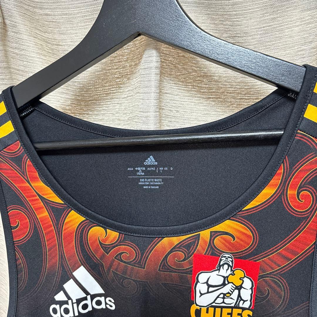 人気★adidas★ラグビー　タンクトップ　ノースリーブ　サイズL