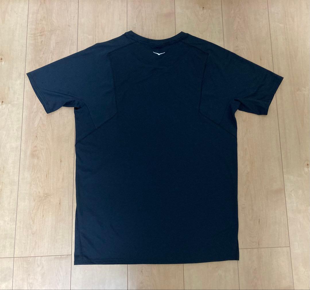 ホカオネオネ ランニング 半袖 Tシャツ Sサイズ ブラック 新品未使用
