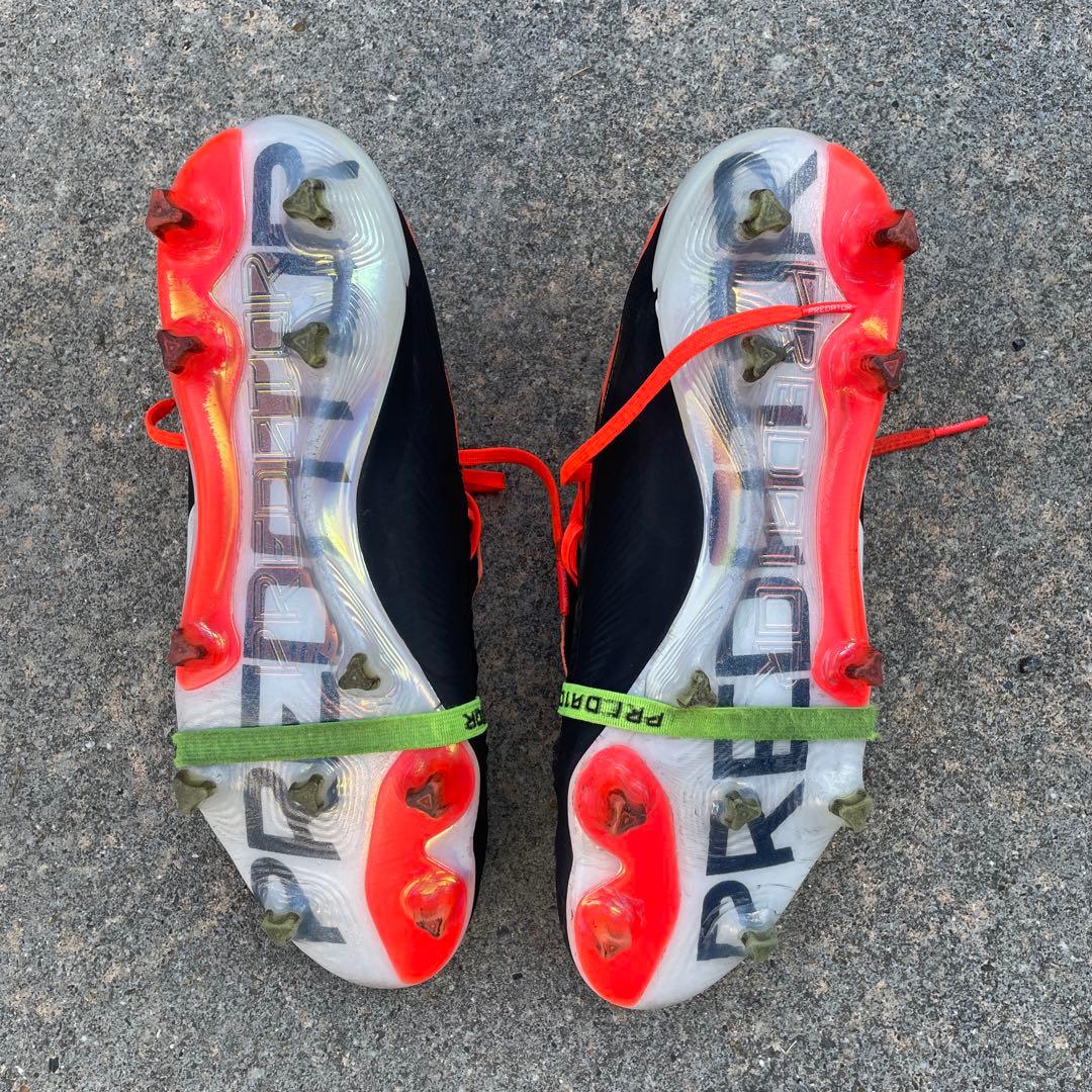 Adidas Predator FG サッカーシューズ　天然芝 プレデター