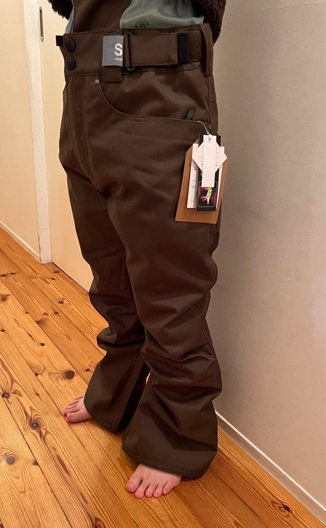 新品スノーボードウェア　パンツ　ブラウン