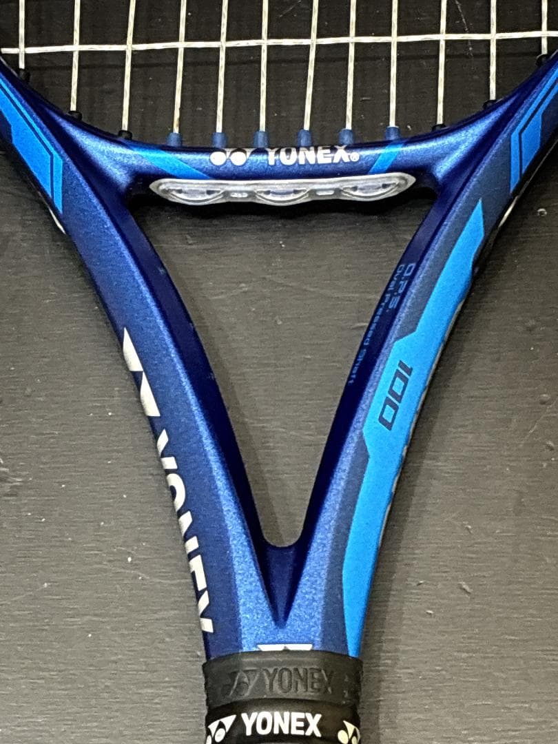 YONEX EZONE 100 ヨネックス　イーゾーン　硬式テニスラケット