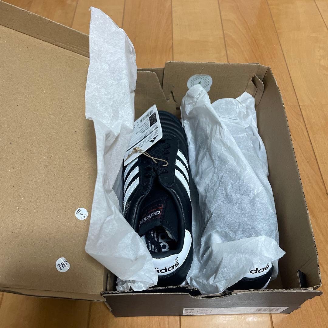 adidas トレーニングシューズ ブラック/ホワイト