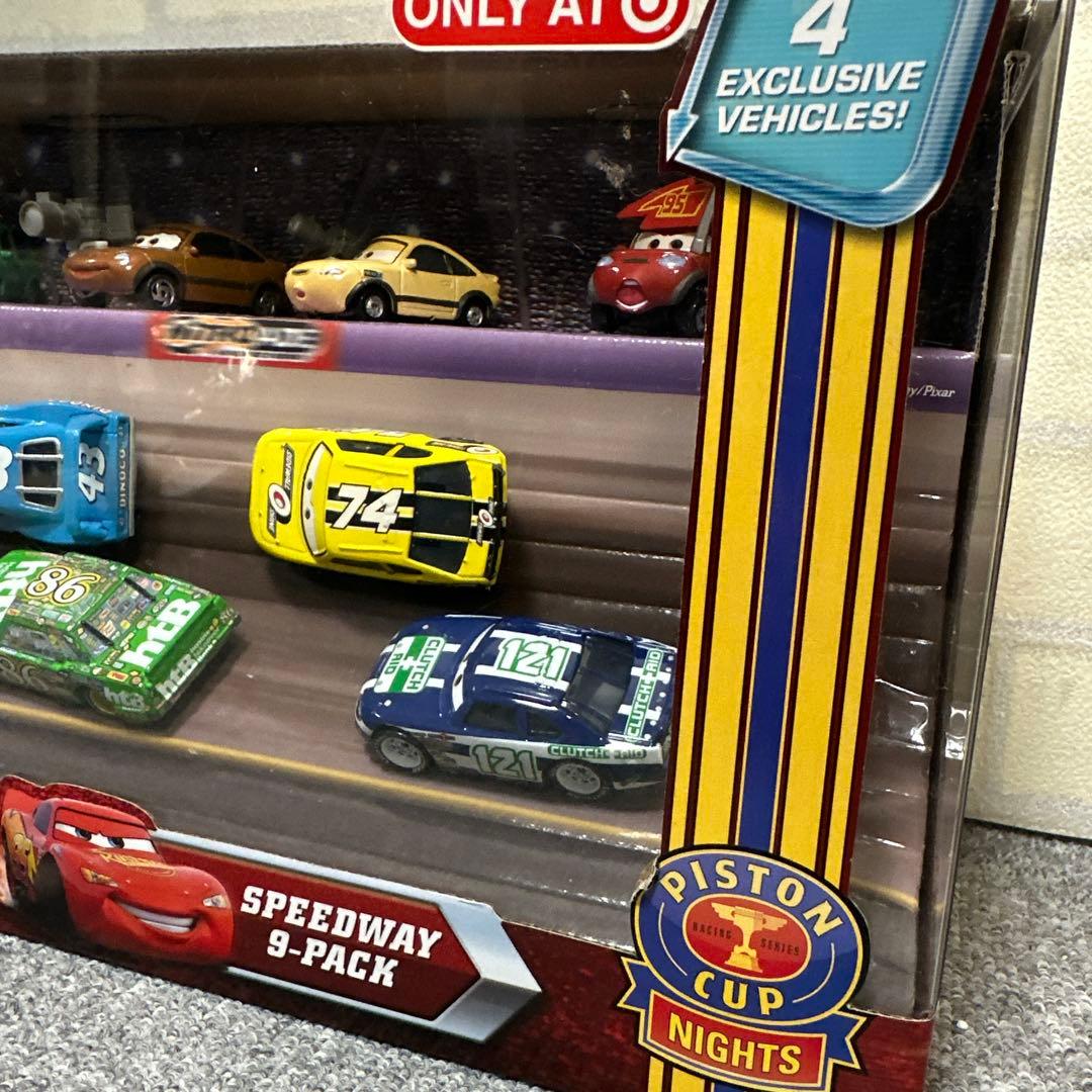 ✨未開封✨ Diseney Cars スピードウェイ ピストンカップナイツ 9個