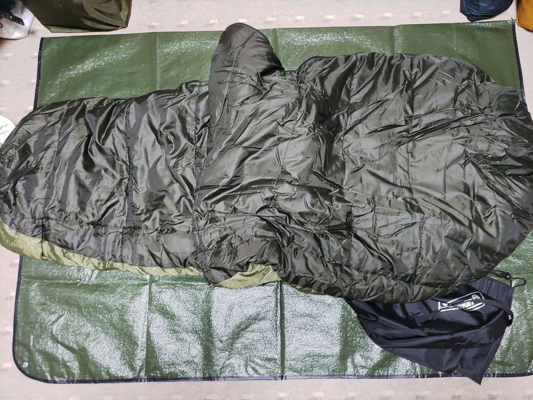 Coleman コールマン寝袋 マミー型 下限温度-18度（美品）
