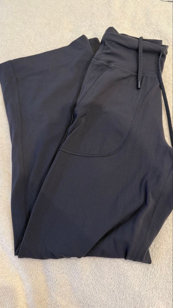 ルルレモン Align™ ワイドレッグパンツ Asia Fit ダークグレー