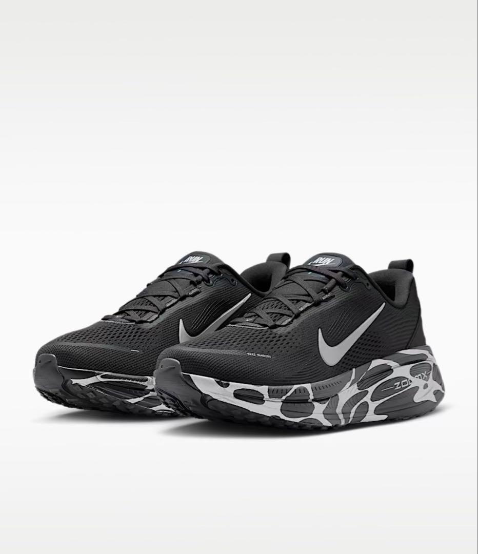【新品・未使用】Nike ボメロ18 【メンズ　25.0cm】