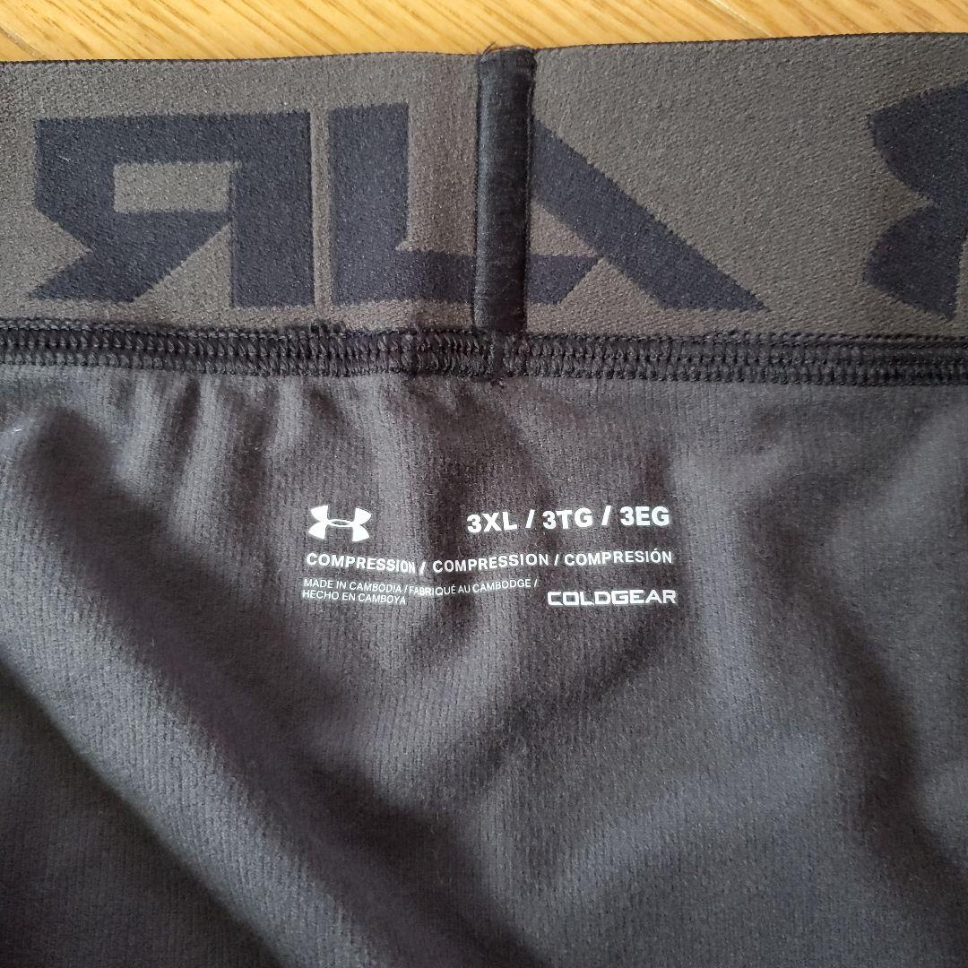 UNDER ARMOUR インナー上下 3XL ブラック迷彩