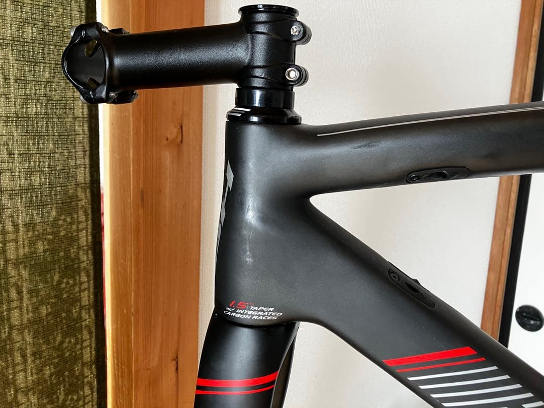 BH ULTRALIGHT EVO ウルトラライト