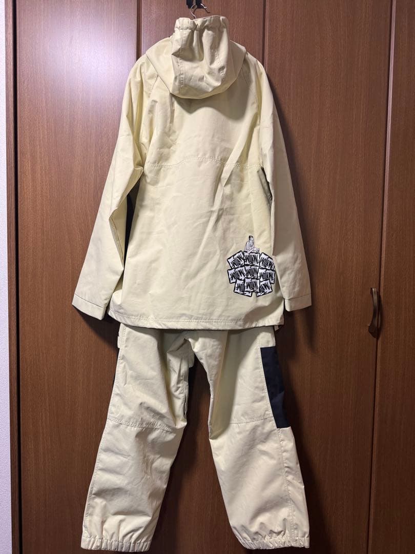 WILLOW セットアップ　上下セット　スノーボード　ウェア　黄色　L と XL