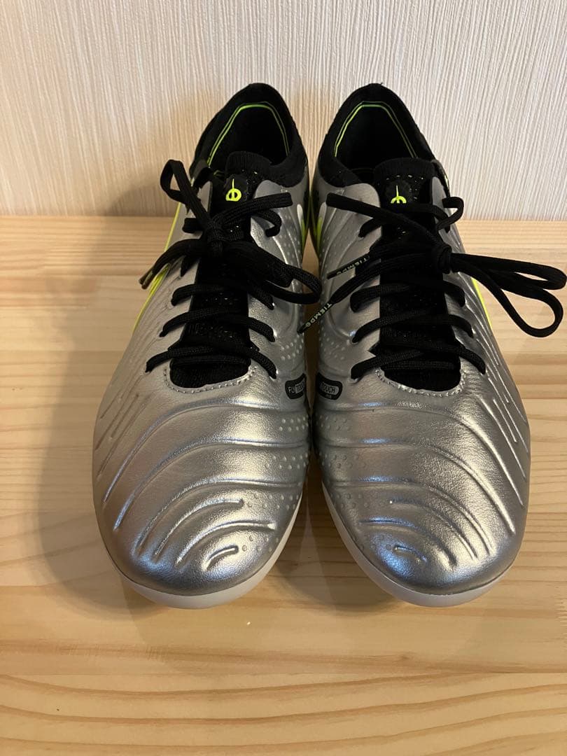 Nike Tiempo サッカーシューズとバッグセット