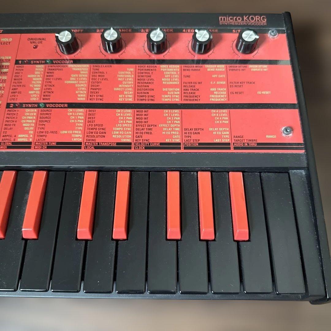 KORG microKORG シンセサイザー 黒/赤 37鍵