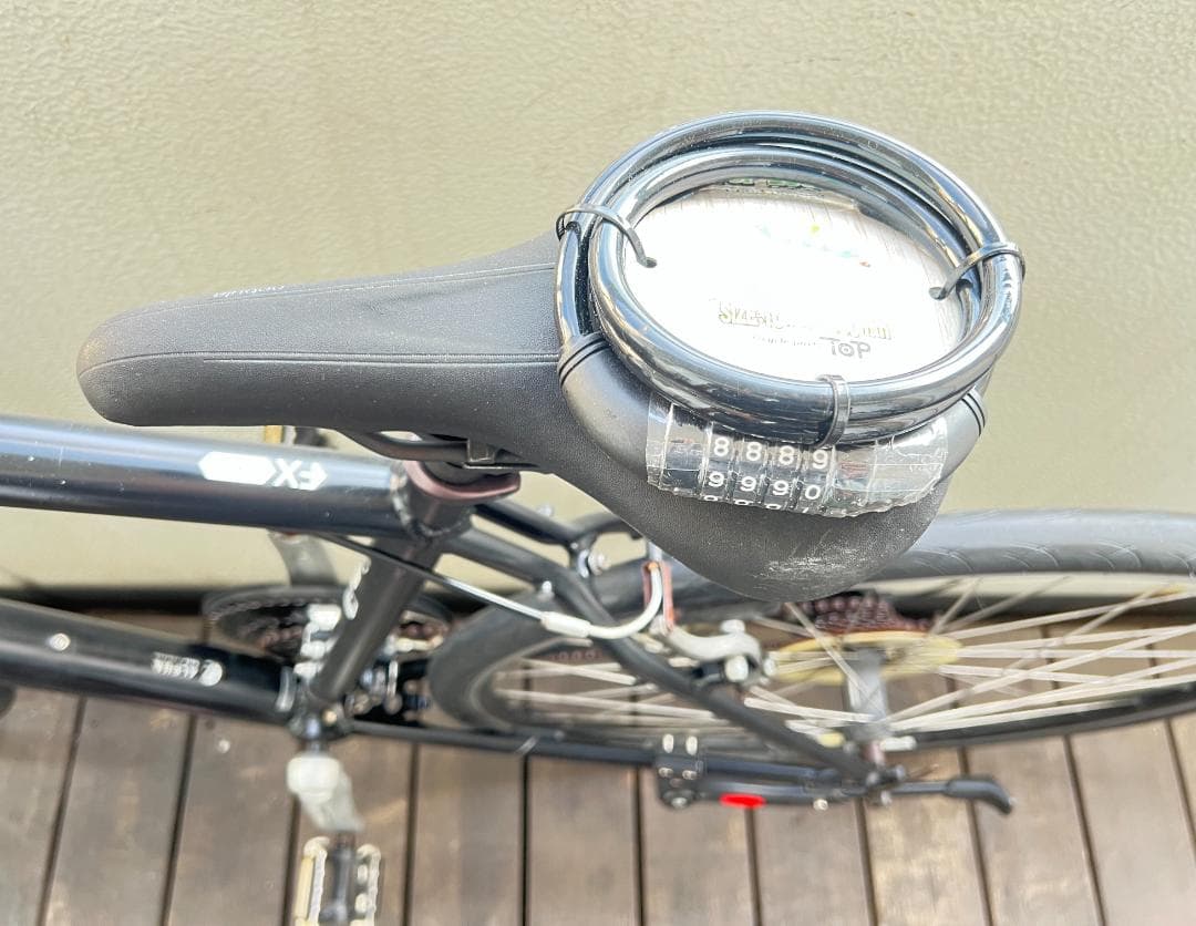 トレック ＴＲＥＫ FX7.4　シマノ２７段変速クロスバイク　５１０㎜　引取専用