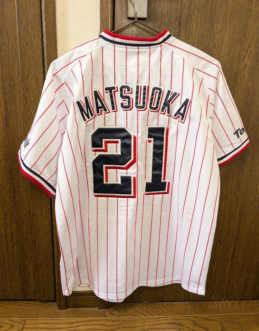 ヤクルトスワローズ 松岡健一投手 ユニホーム ユニフォーム Мサイズ