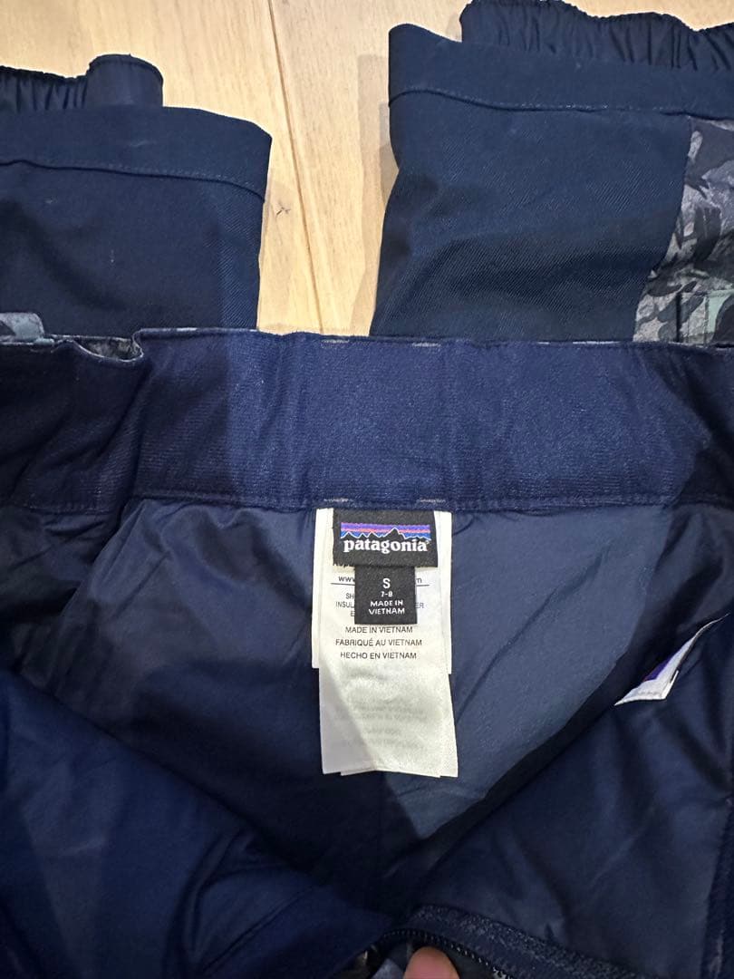 patagonia 子ども用スキーウェア 上下セットS7-8