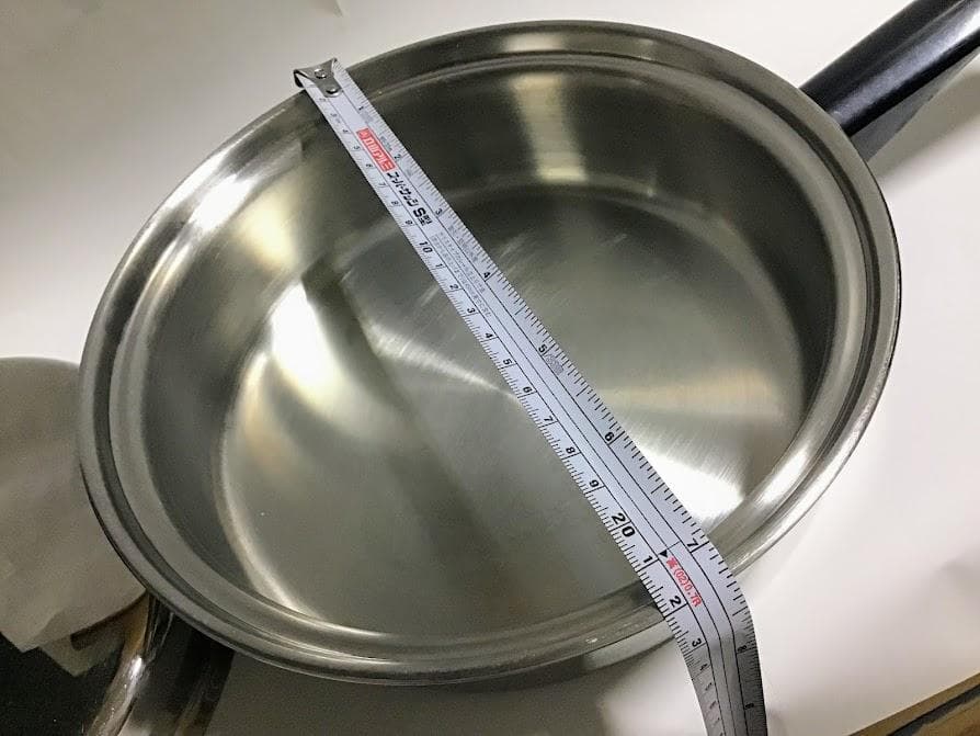 未使用品 Amway アムウェイ クイーン 中フライパン 22cm 蓋つき