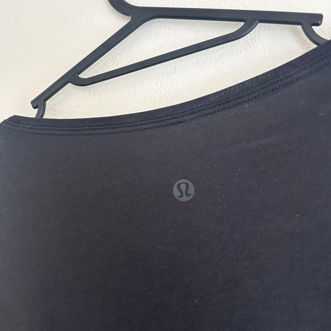 【美品】lululemon サイズ4 Back in Action 長袖シャツ