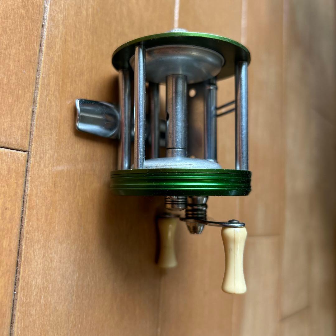 Bronson Green Hornet ダイレクトリール