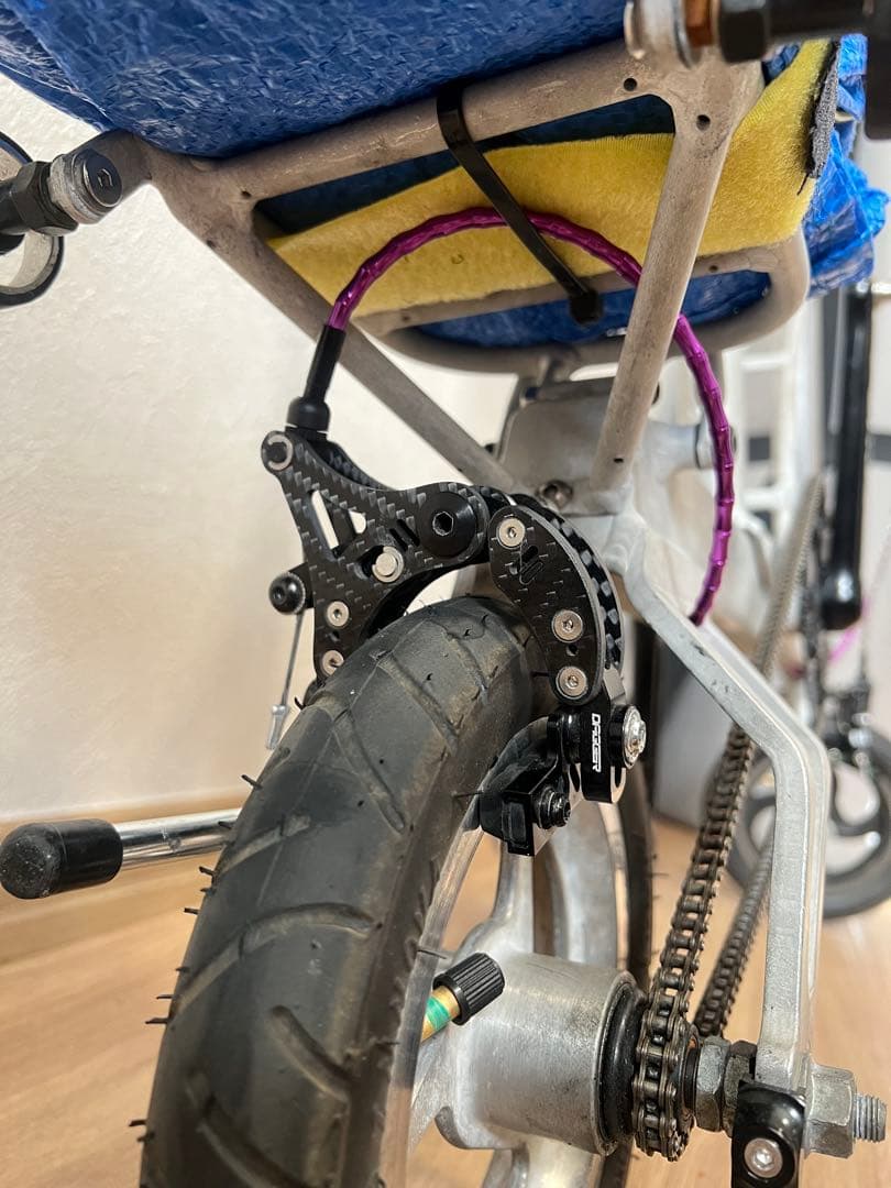 5.8kg超軽量 CarryMe 折りたたみ自転車