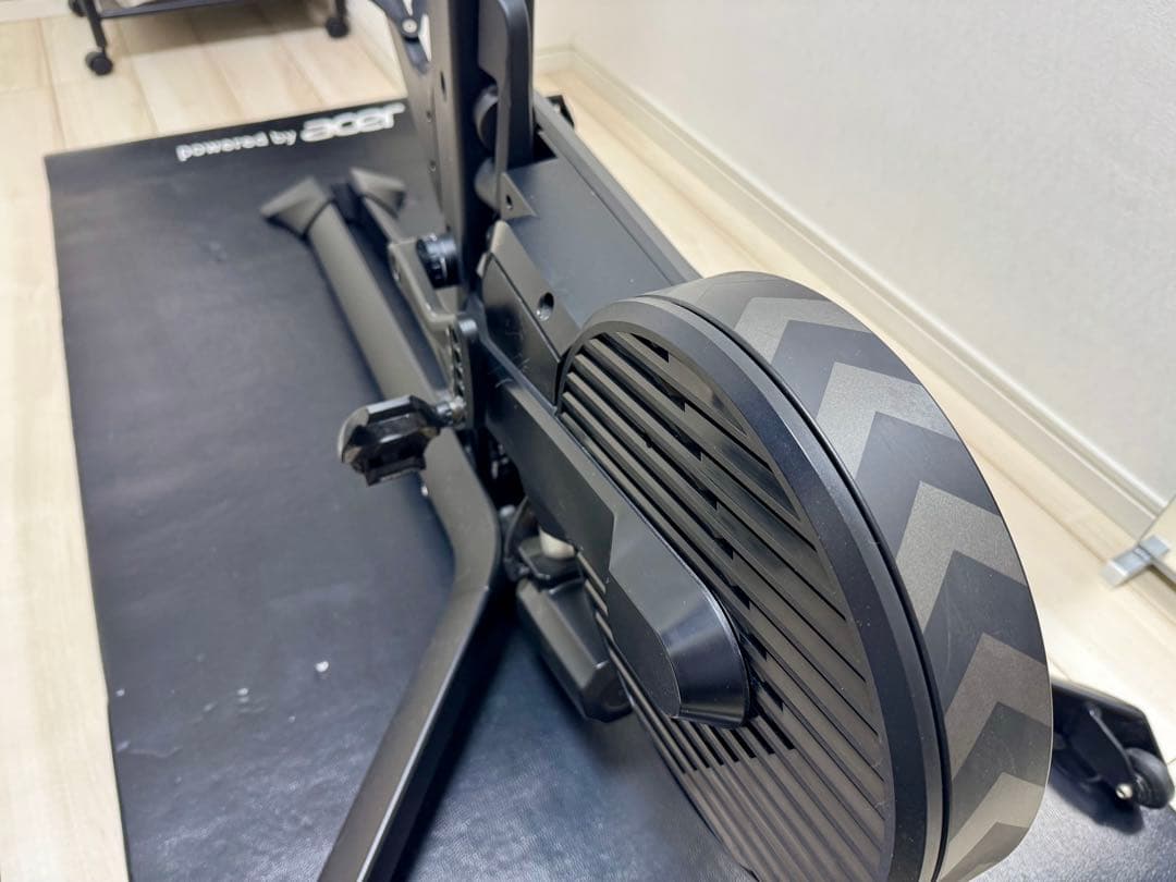 u*o様 Wahoo KICKR BIKE WFBIKE1