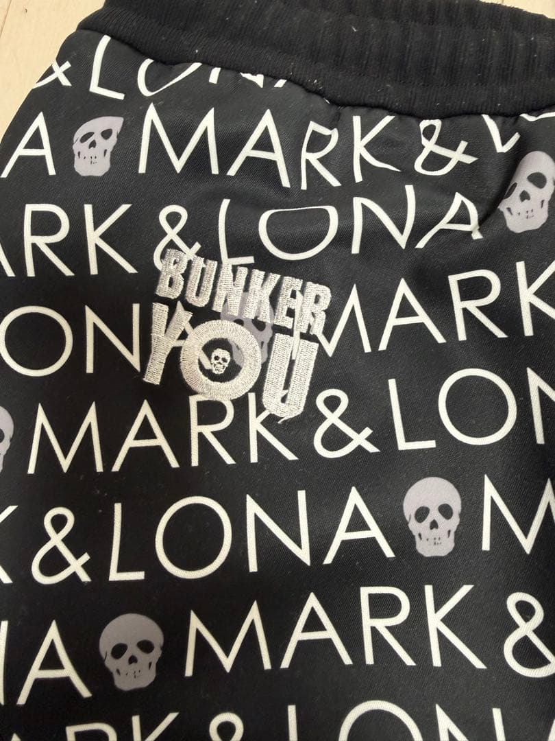 MARK&LONA★50サイズ★スカルロゴ柄パンツ