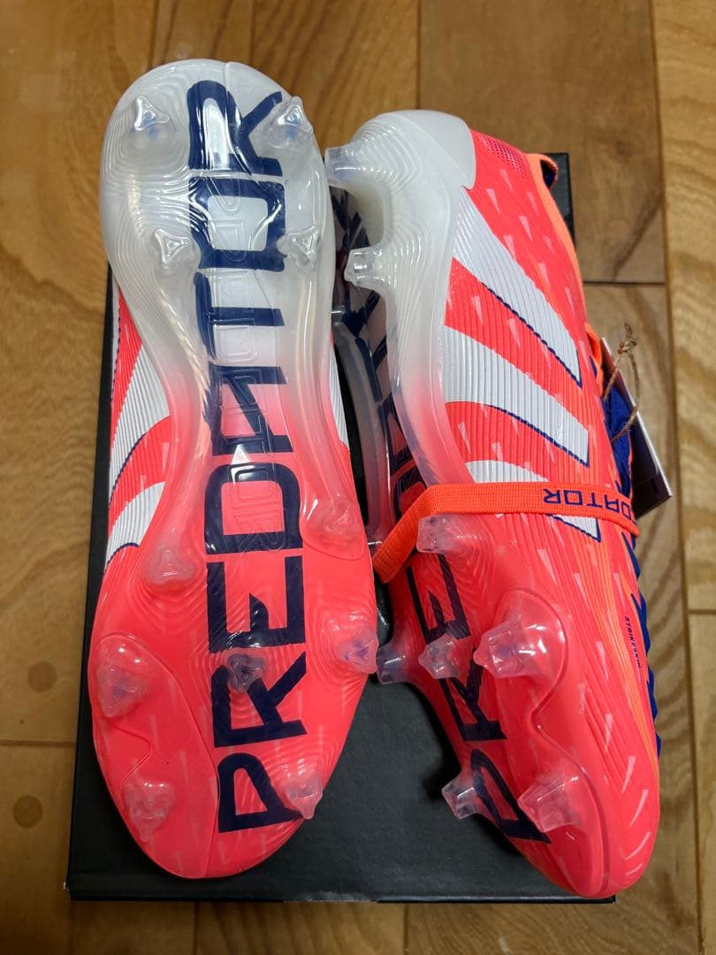 新品　超大特価　アディダス　プレデター ELITE FT FG