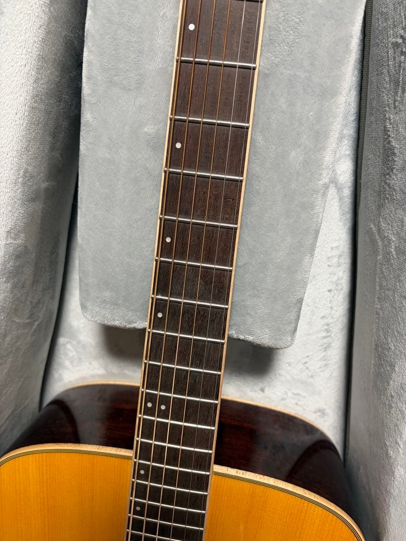 アコースティックギター James J-500L VNT ギターケース付き