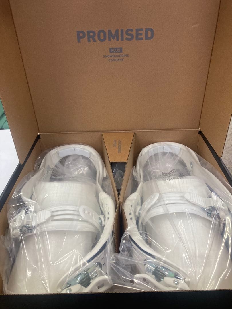 ✳︎最新モデル✳︎ FLUX F26SRSW スノーボードビンディング Sサイズ