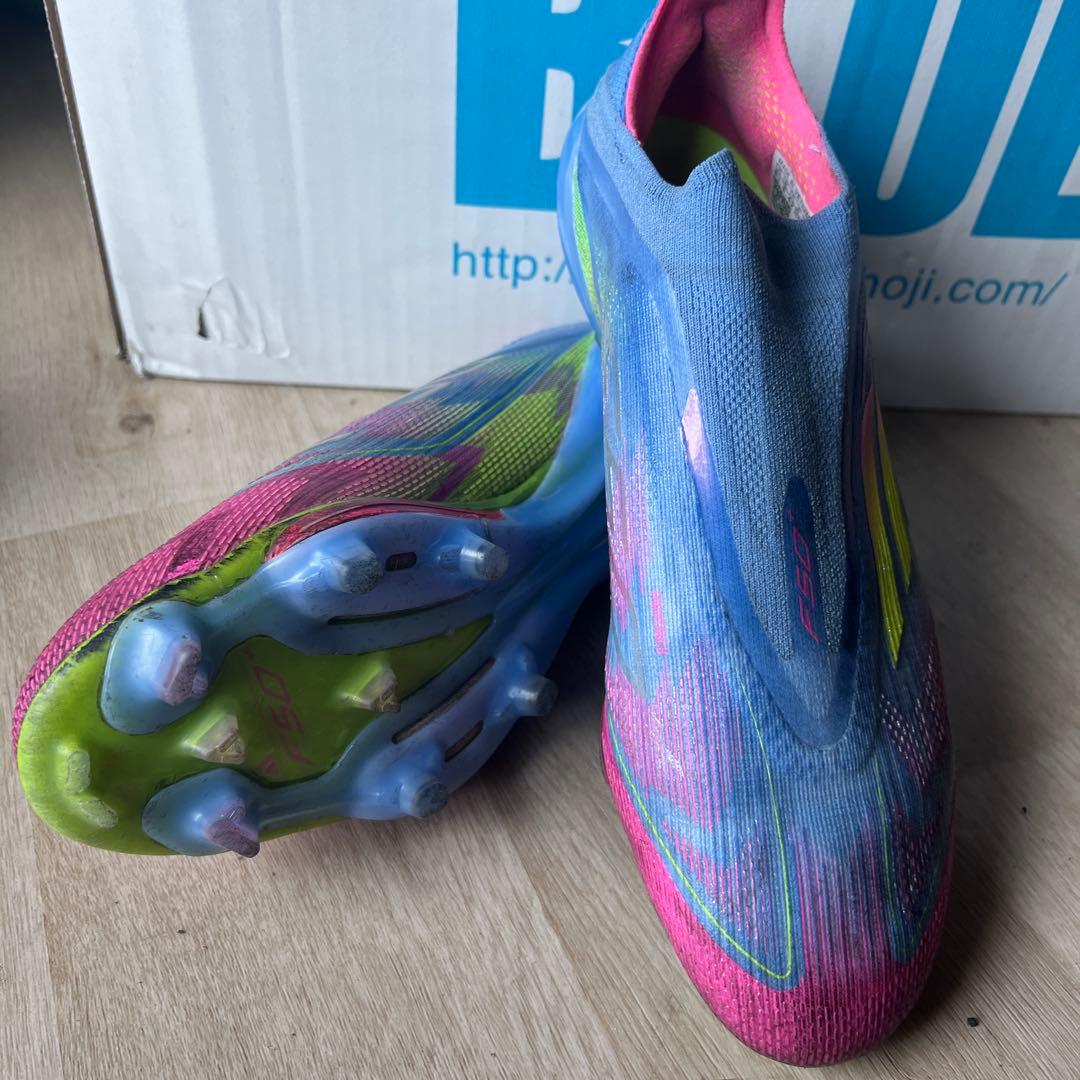 サッカーシューズ F50 天然芝用 訳あり