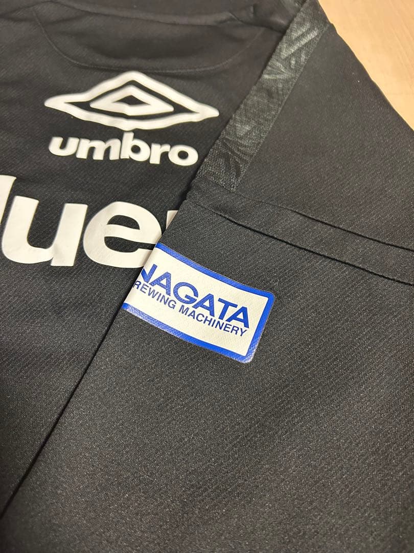 ガンバ大阪　支給品　umbro ☆美品☆