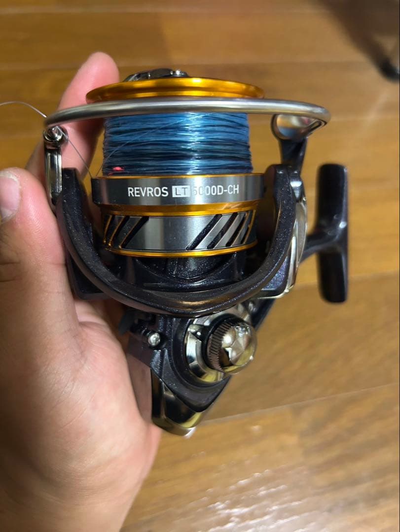 REVROS LT 5000D-CH フィッシングリール