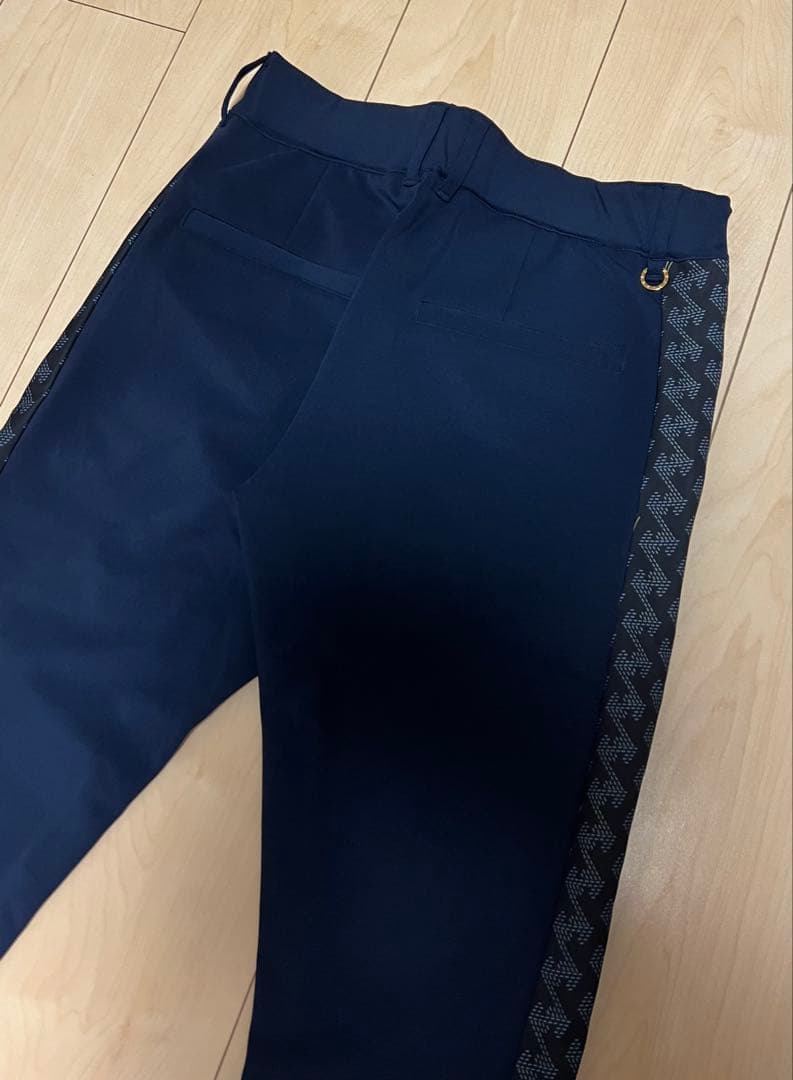 【新品・未使用】Resurrection レザレクション フィットパンツ