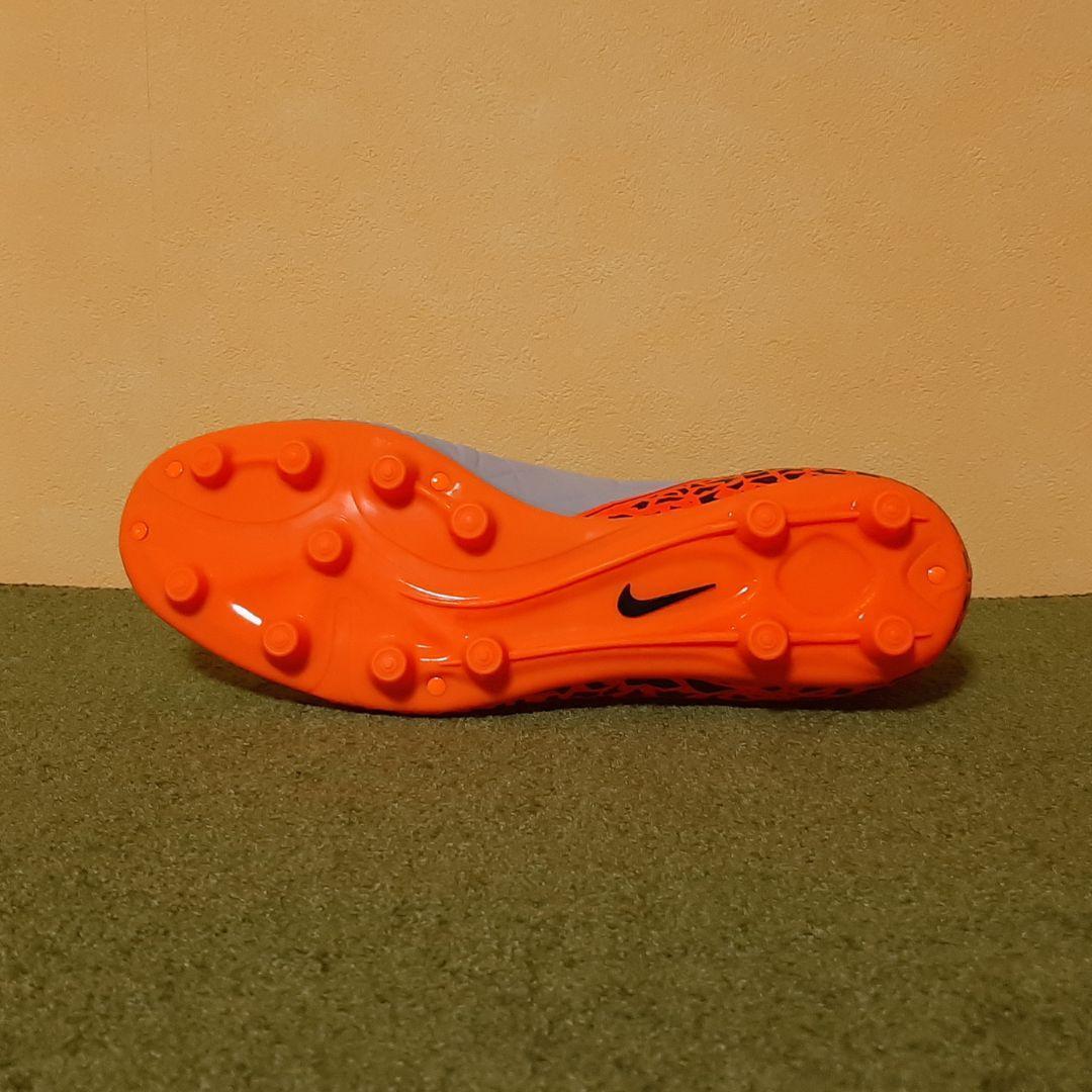 新品 サッカースパイク ナイキ ハイパーヴェノム 廃盤 激レア 26.5cm